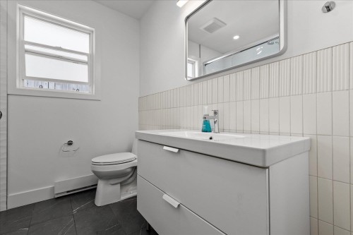 8542 Mccutcheon Avenue, Chilliwack, BC 