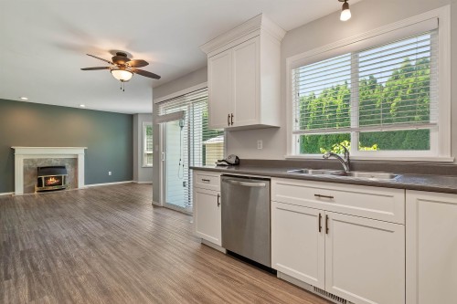 7665 Sapphire Drive, Chilliwack, BC 