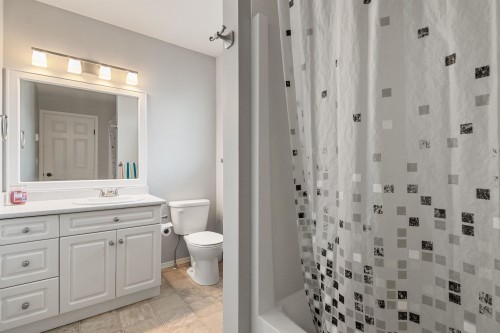 7665 Sapphire Drive, Chilliwack, BC 