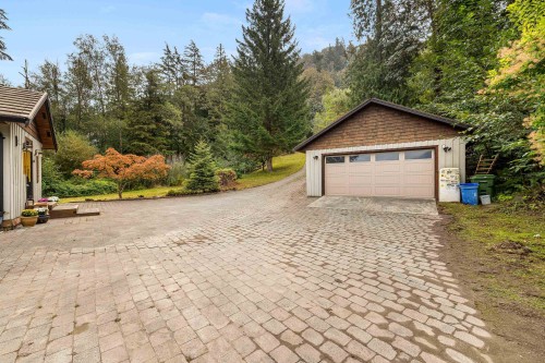 8379 Chelmsford Place, Chilliwack, BC 