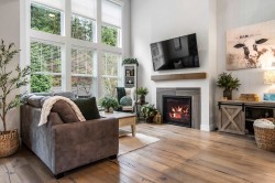 43360 Creekside Circle Lindell Beach, BC V2R 0Z4