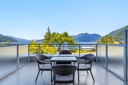 206C-160 Esplanade Avenue  Harrison Hot Springs, BC V0M 1K0