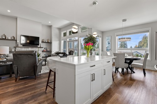 10037 Magnolia Place, Chilliwack, BC 