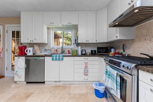 540 5Th Avenue, Hope, BC 