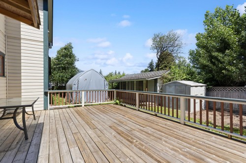 1075 3Rd Avenue, Hope, BC 