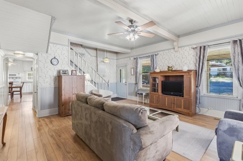 1075 3Rd Avenue, Hope, BC 