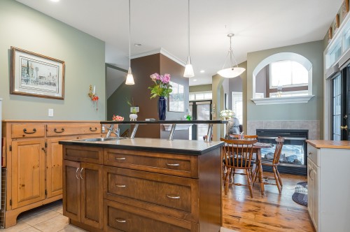 5877 Garrison Boulevard, Chilliwack, BC 