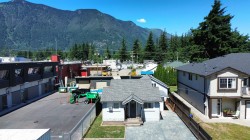 325 Hudson Bay Street Hope, BC V0X 1L0