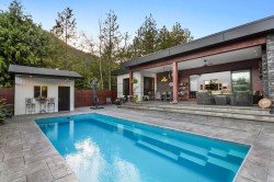 464 Alder Avenue  Harrison Hot Springs, BC V0M 1K0