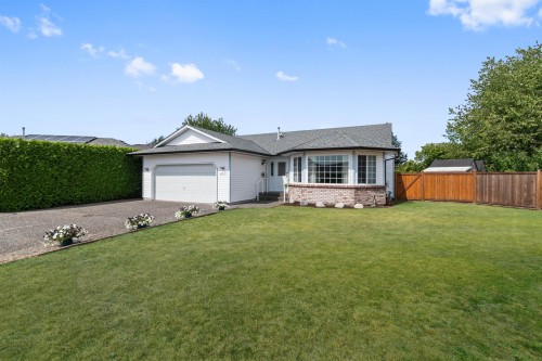 45017 Stratford Place  Chilliwack, BC V2R 2Z2