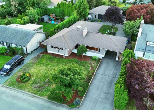 9725 Juniper Street  Chilliwack, BC V2P 5J2