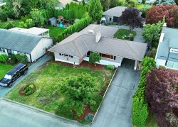 9725 Juniper Street Chilliwack, BC V2P 5J2
