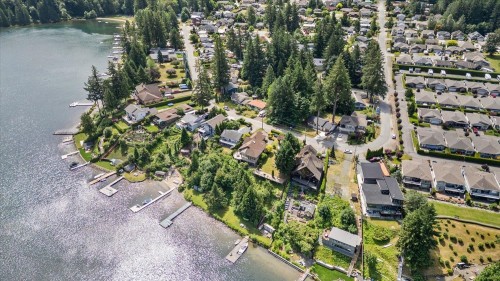 21313 Lakeview Crescent, Hope, BC 