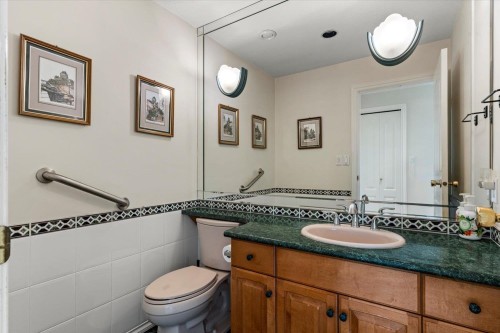 21313 Lakeview Crescent, Hope, BC 