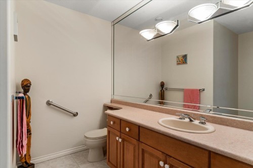 21313 Lakeview Crescent, Hope, BC 