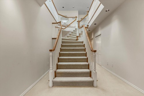 21313 Lakeview Crescent, Hope, BC 
