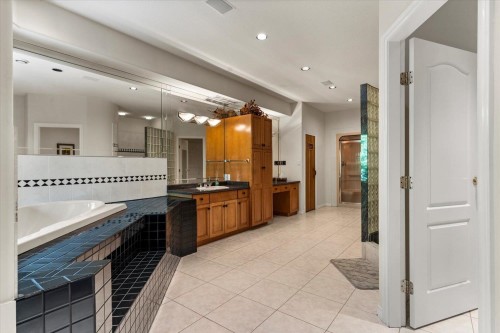 21313 Lakeview Crescent, Hope, BC 