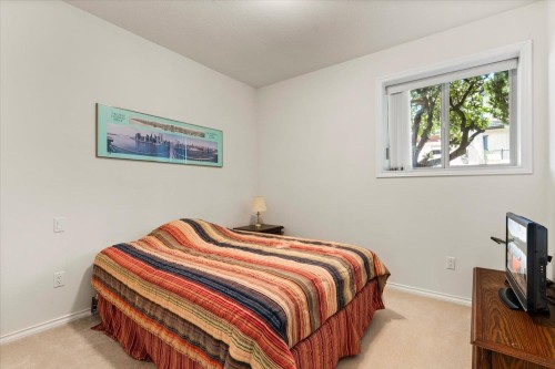 21313 Lakeview Crescent, Hope, BC 