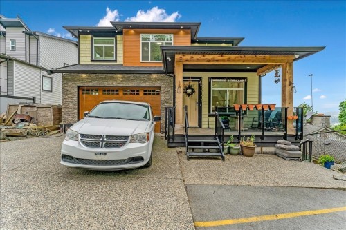 8235 Harvest Place  Chilliwack, BC V4Z 0E4