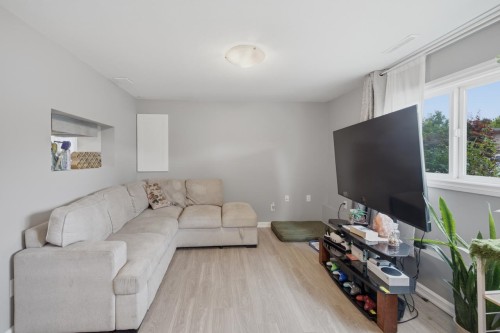 8762 Cornwall Crescent, Chilliwack, BC 