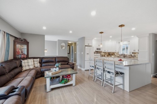 8762 Cornwall Crescent, Chilliwack, BC 