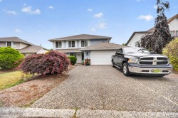 10097 Beaver Crescent Chilliwack, BC V2P 7X4