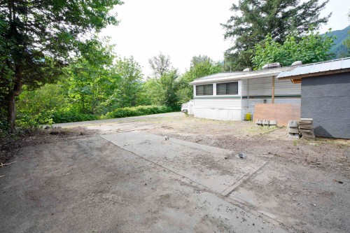 2-30860 Trans Canada Highway, Yale, BC 