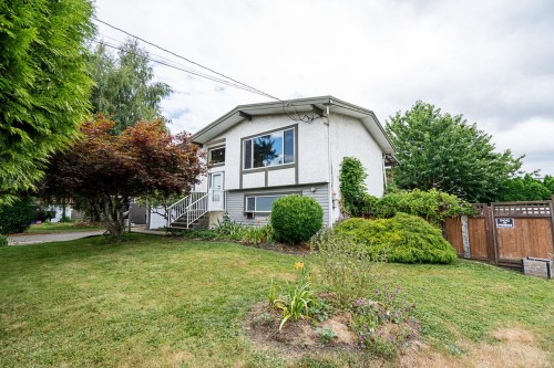 46350 Mccaffrey Boulevard  Chilliwack, BC V2P 1E1