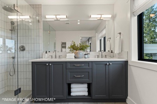 47371 Chartwell Drive, Chilliwack, BC - Indoor Photo Showing Bathroom
