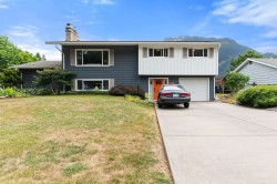 630 Hazel Street Hope, BC V0X 1L0