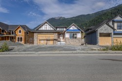 10022 Trillium Way Rosedale, BC V0X 1X1