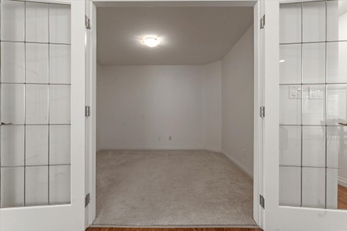 194-46000 Thomas Road, Chilliwack, BC - Indoor Photo Showing Other Room