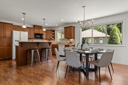 194-46000 Thomas Road, Chilliwack, BC - Indoor