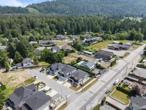 860 Willow Place, Harrison Hot Springs, BC 