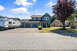 45900 Britton Avenue Chilliwack, BC V2R 2R8