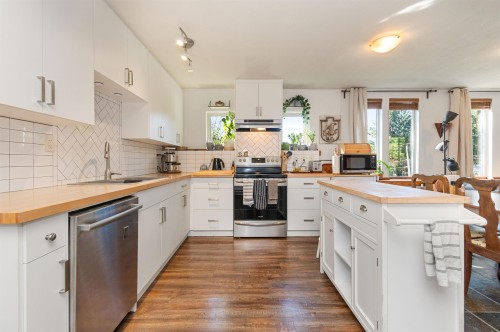 66662 Summer Road, Hope, BC 