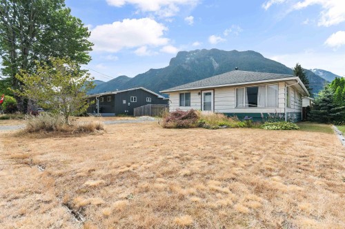 578 Thacker Avenue, Hope, BC 