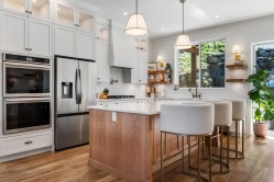 1-45406 Vedder Mountain Road Chilliwack, BC V2R 4C3