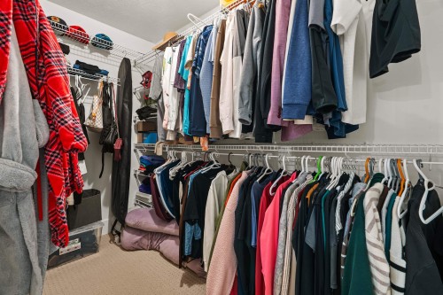 2-46248 Kermode Crescent, Chilliwack, BC - Indoor With Storage