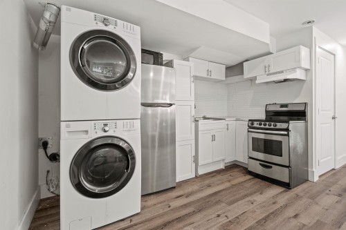 2-46248 Kermode Crescent, Chilliwack, BC - Indoor Photo Showing Laundry Room
