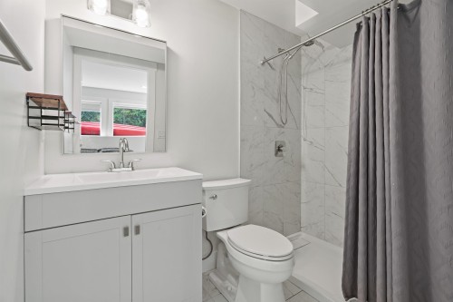 2-46248 Kermode Crescent, Chilliwack, BC - Indoor Photo Showing Bathroom