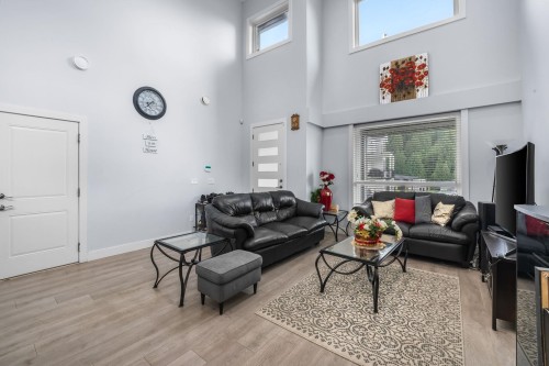 8530 Forest Gate Drive, Chilliwack, BC - Indoor
