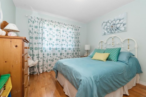 6755 Henry Street, Chilliwack, BC - Indoor Photo Showing Bedroom