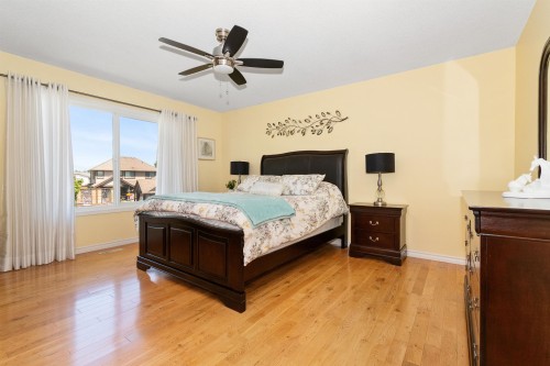 6755 Henry Street, Chilliwack, BC - Indoor Photo Showing Bedroom
