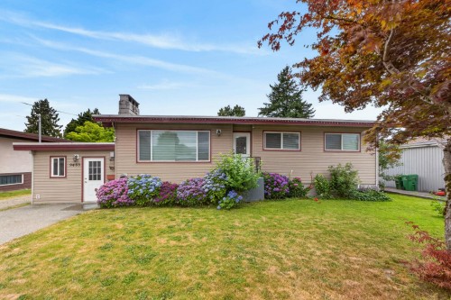 9485 Carleton Street  Chilliwack, BC V2P 6E2