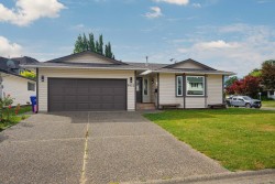 8432 Piper Crescent  Chilliwack, BC V2P 7R8