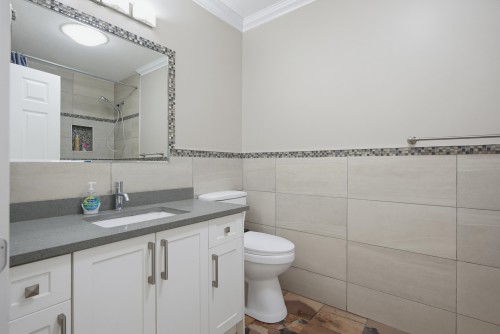 8432 Piper Crescent, Chilliwack, BC 