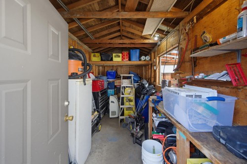 8432 Piper Crescent, Chilliwack, BC 