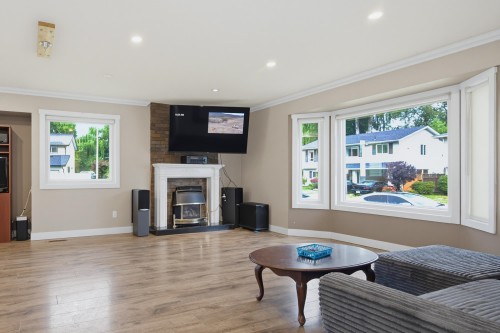 8432 Piper Crescent, Chilliwack, BC 