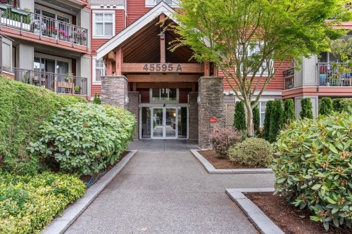 407A-45595 Tamihi Way  Chilliwack, BC V2R 0G3
